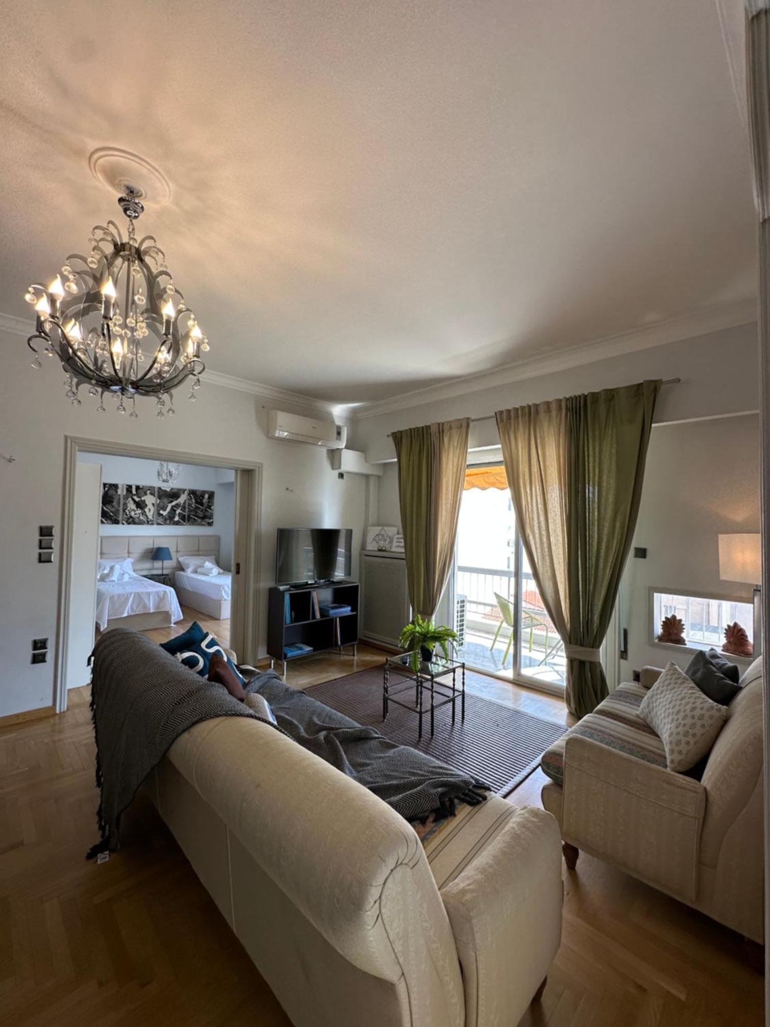 2 Bd Apt In Syntagma With Acropolis View Atenas Exterior foto
